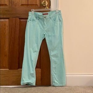 Soft turquoise juniors size 7 capri pants